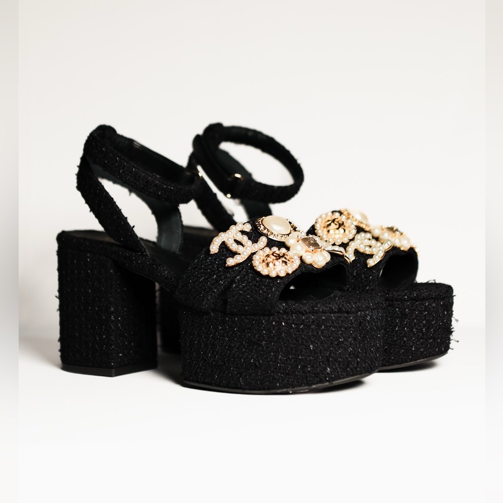 Chanel Black Tweed & Metal SS25 Embellished CC Logo Platform Block Heel 39